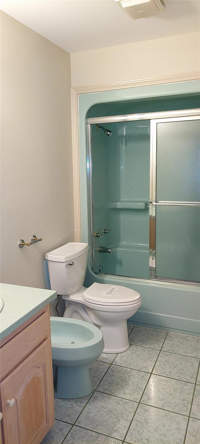 695 Sunset DR photo 36