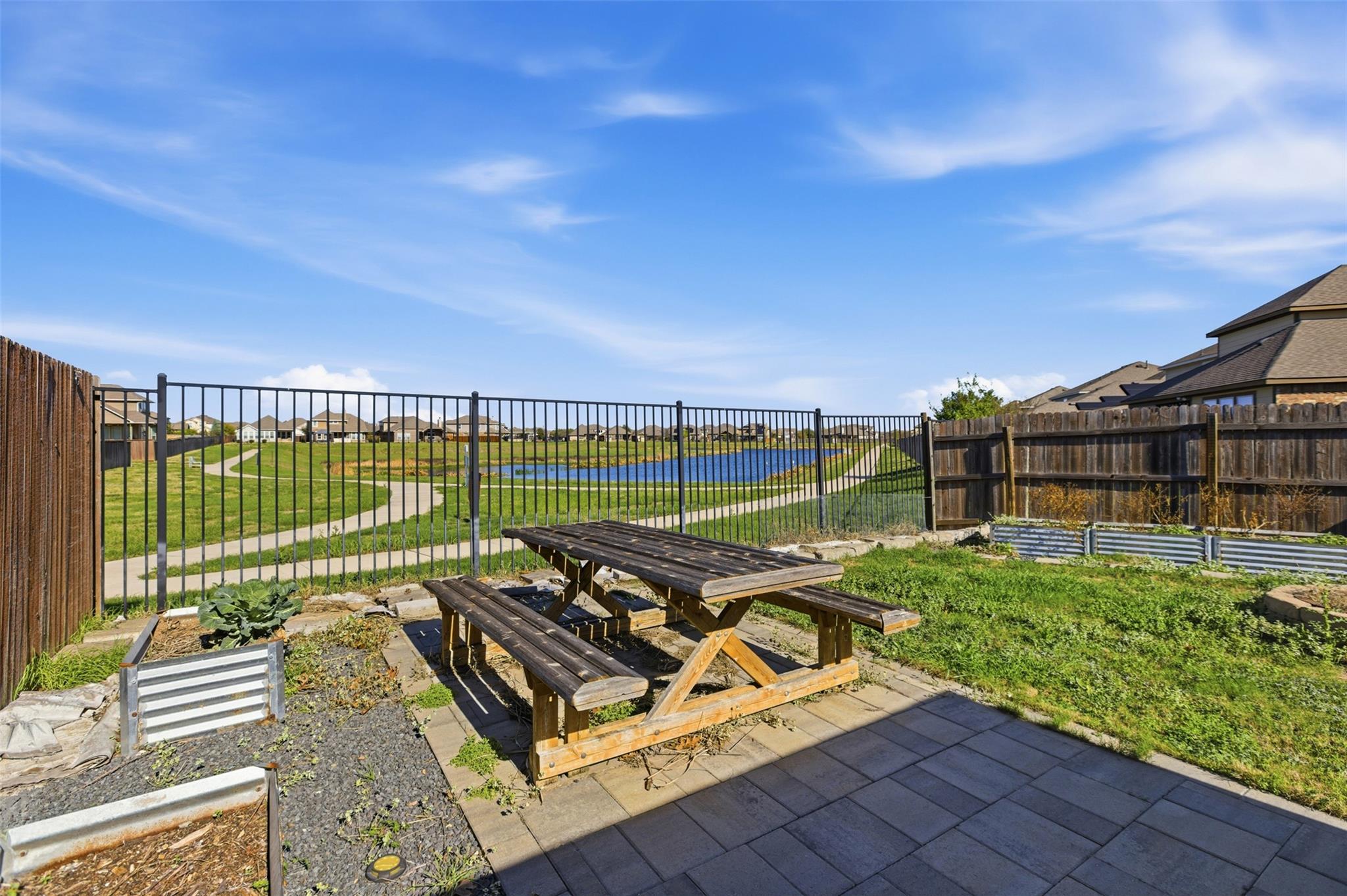 504 Andele WAY photo 36