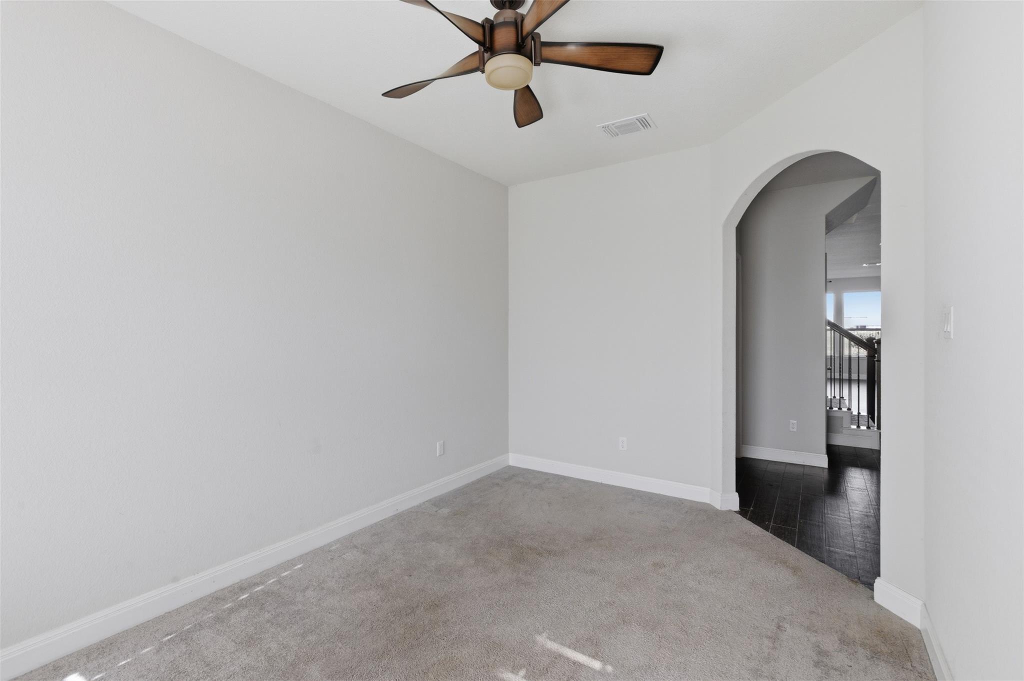 504 Andele WAY photo 5