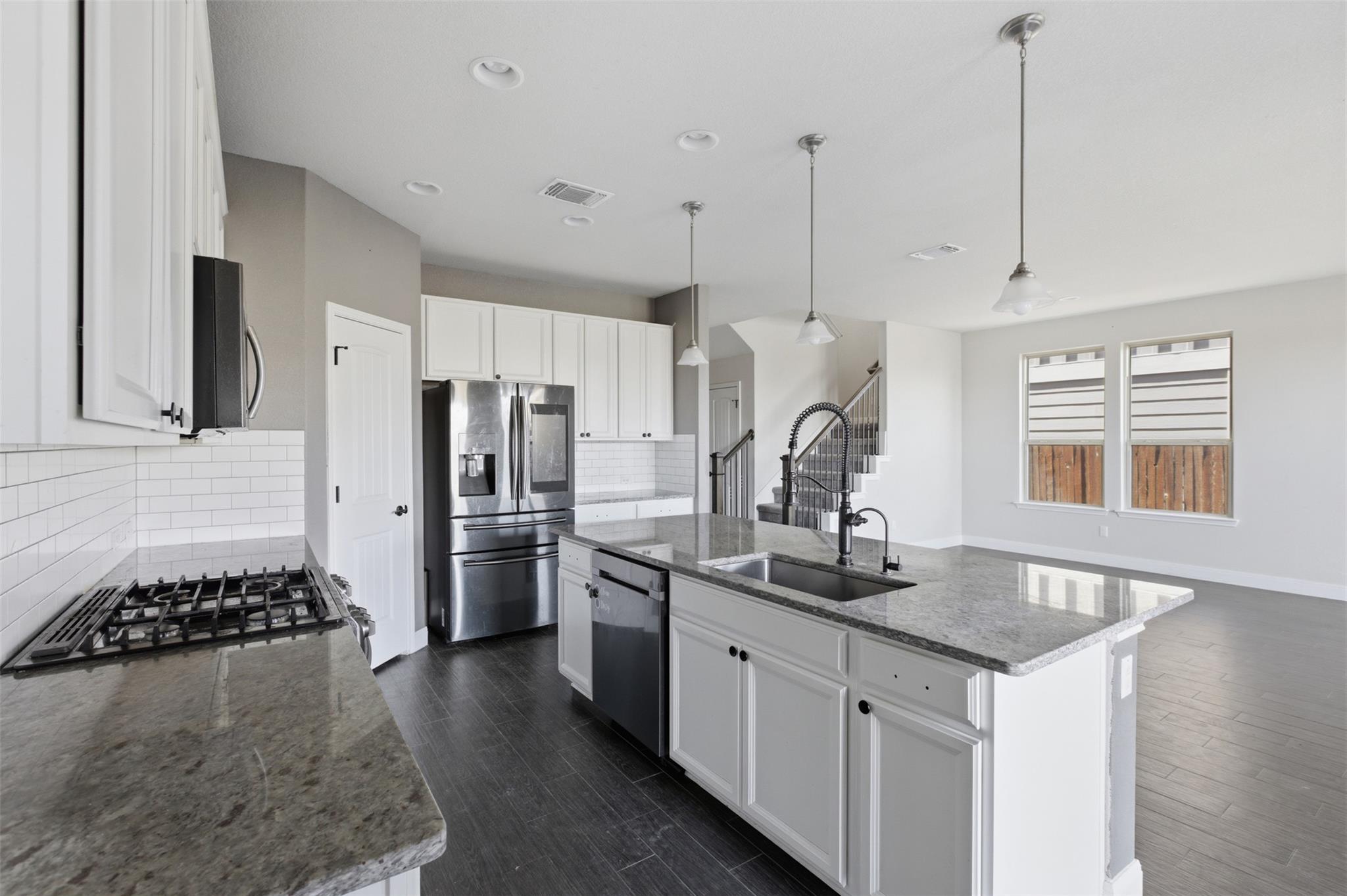 504 Andele WAY photo 17