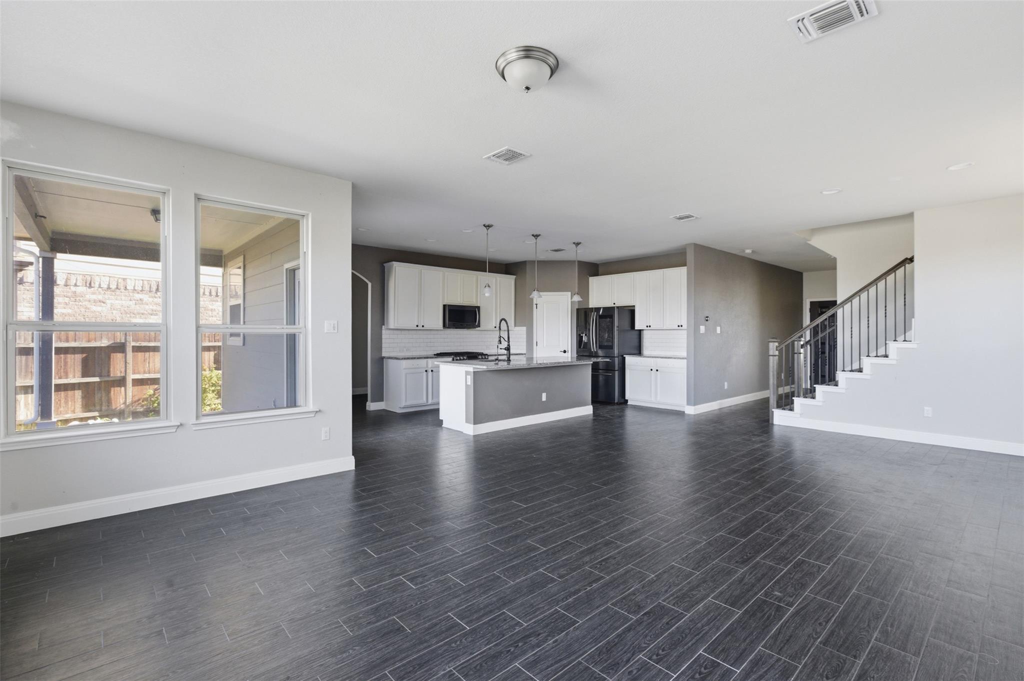 504 Andele WAY photo 12