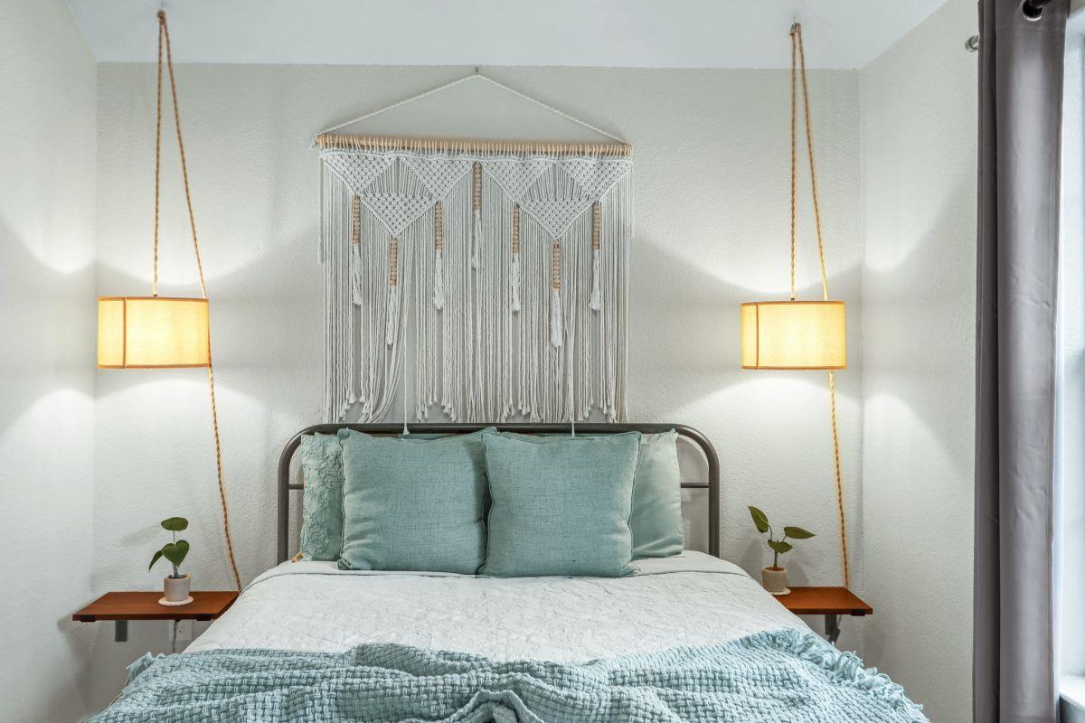 106 Chapparal CIR photo 23