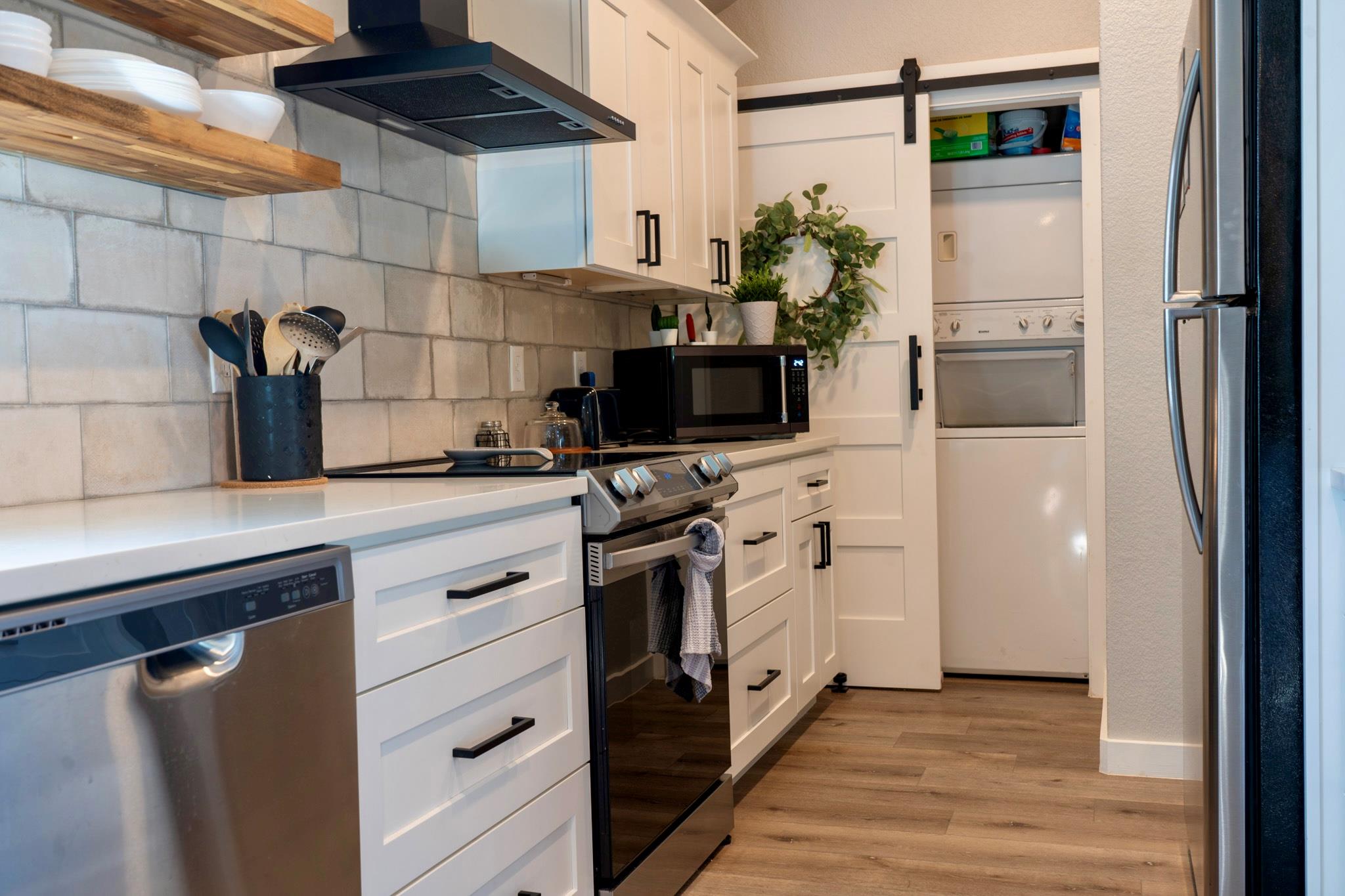 106 Chapparal CIR photo 12