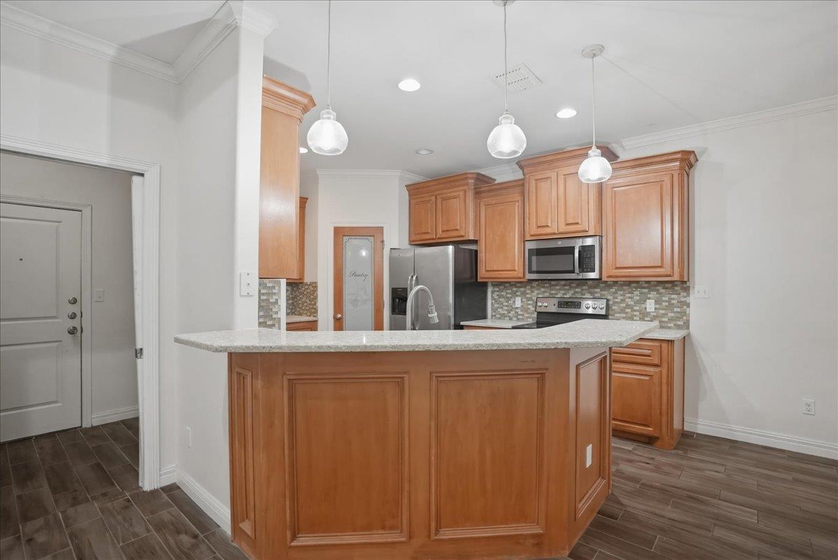 7166 Lake Placid DR photo 7