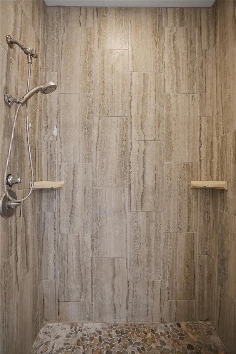 7166 Lake Placid DR photo 23