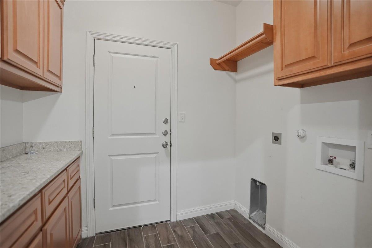 7166 Lake Placid DR photo 24