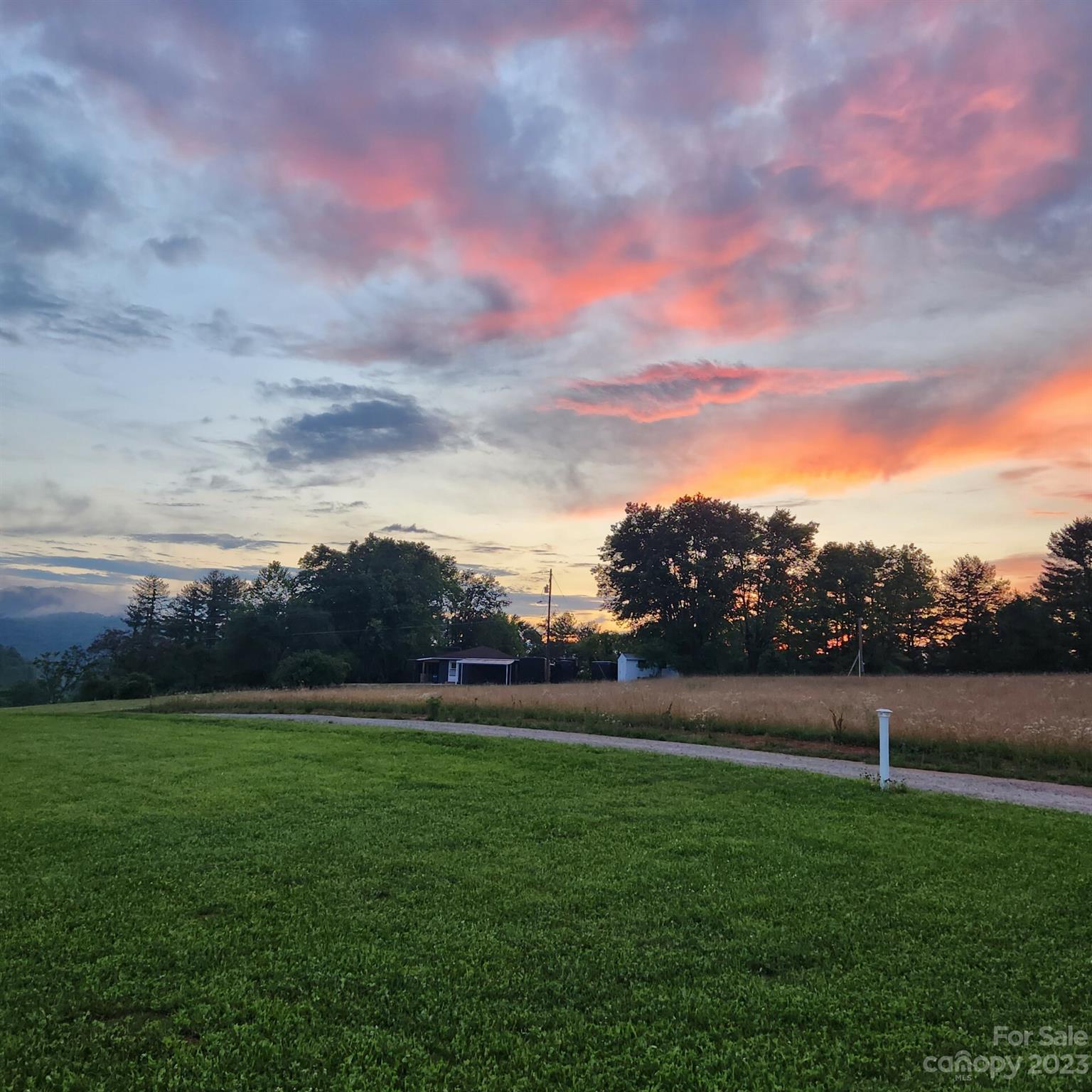 Homes for sale in Penrose, NC | 150 Brilliant Sky Rd, Penrose, NC 28766 | MLS# 4049930
