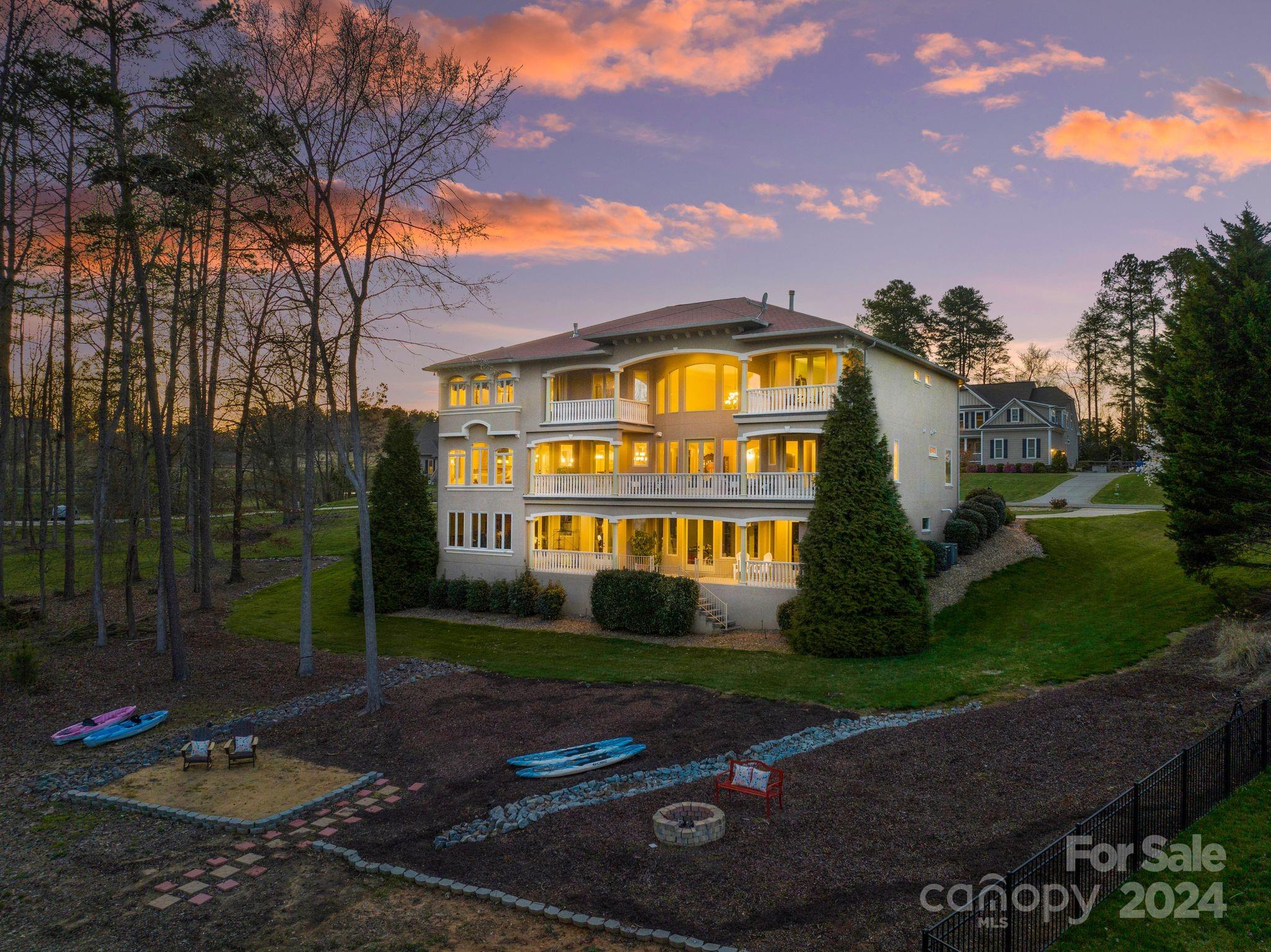 237 Wilson Lake Road Mooresville, North Carolina, United States Home