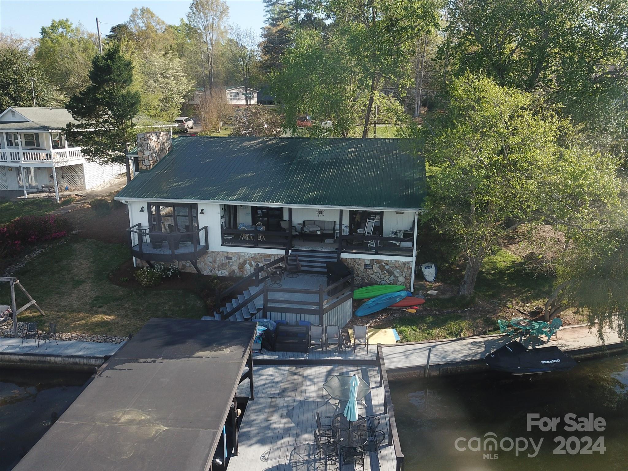 564 Pinehaven Drive New London, North Carolina, United States Home