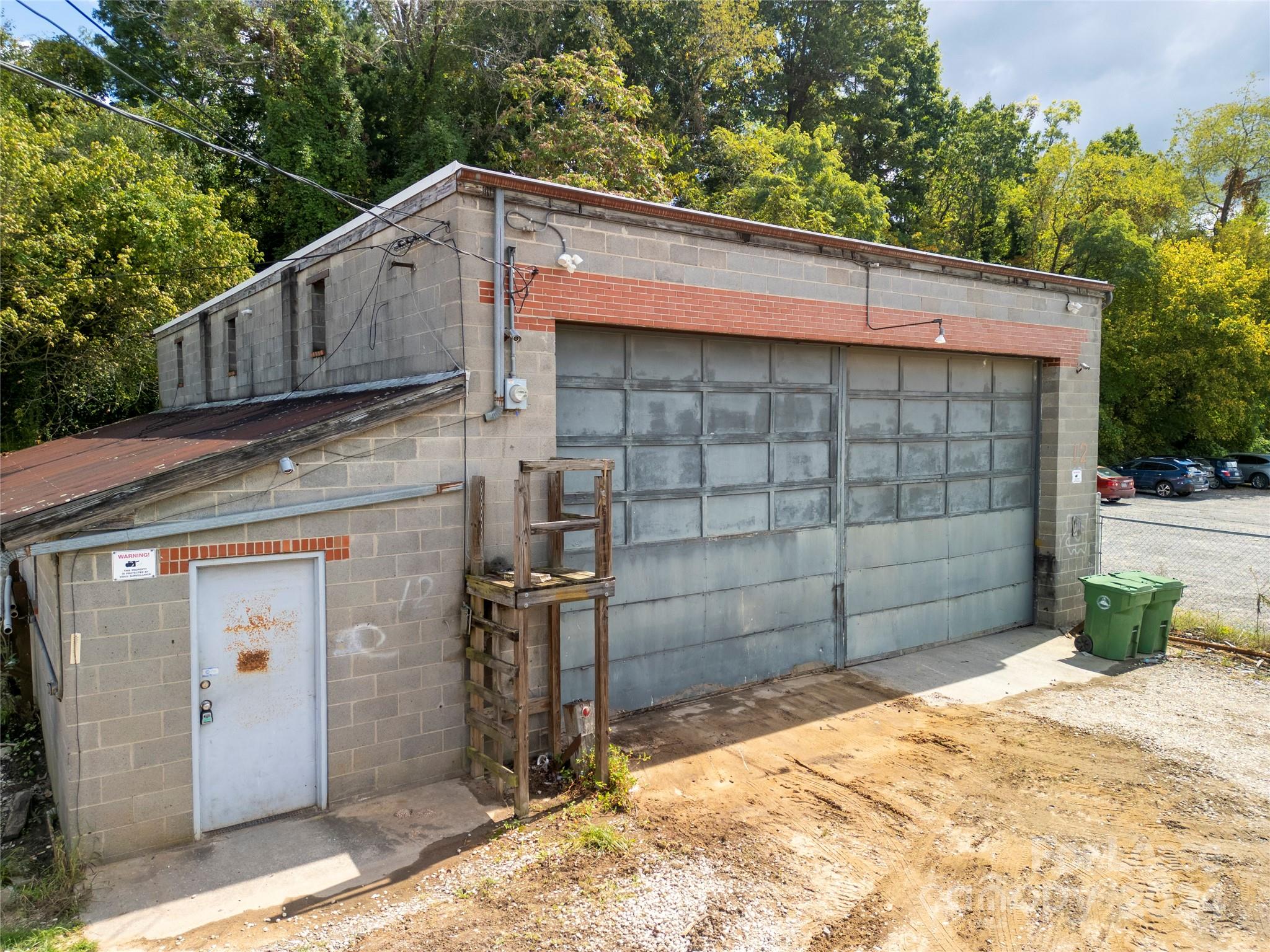 12 Simpson Street Asheville, North Carolina, United States Luxury Home Rental