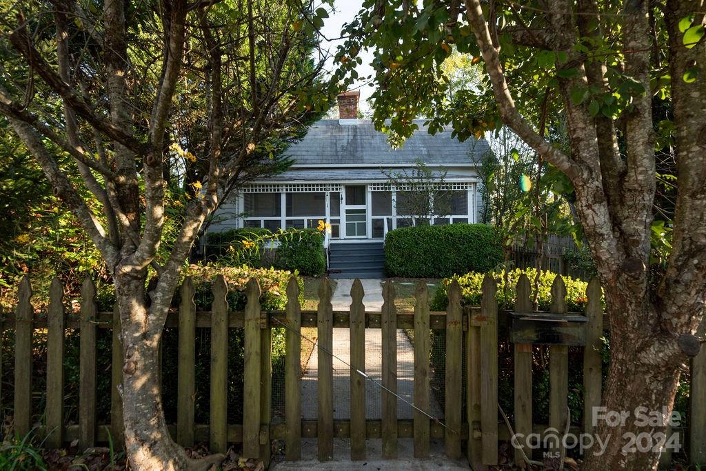 35 Miner Street Brevard, North Carolina, United States Home For Sale