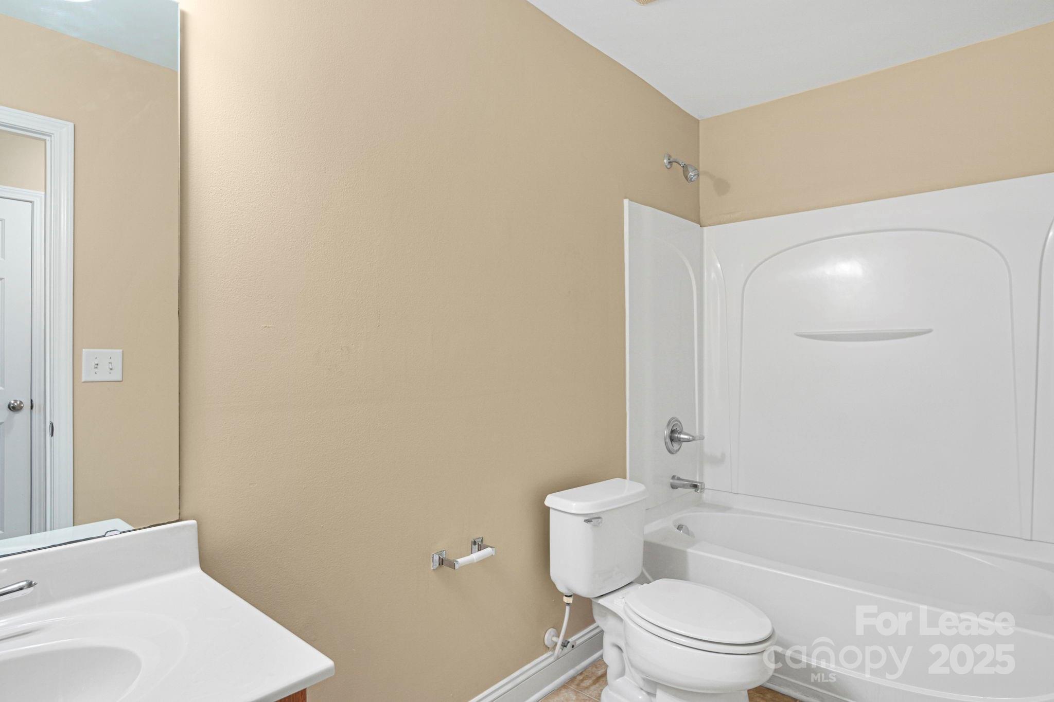 6223 Woodland Commons Drive, Charlotte, NC, 28269