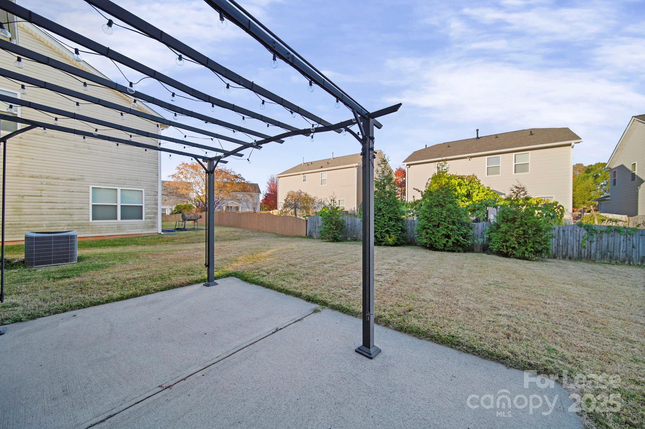 6223 Woodland Commons Drive, Charlotte, NC, 28269