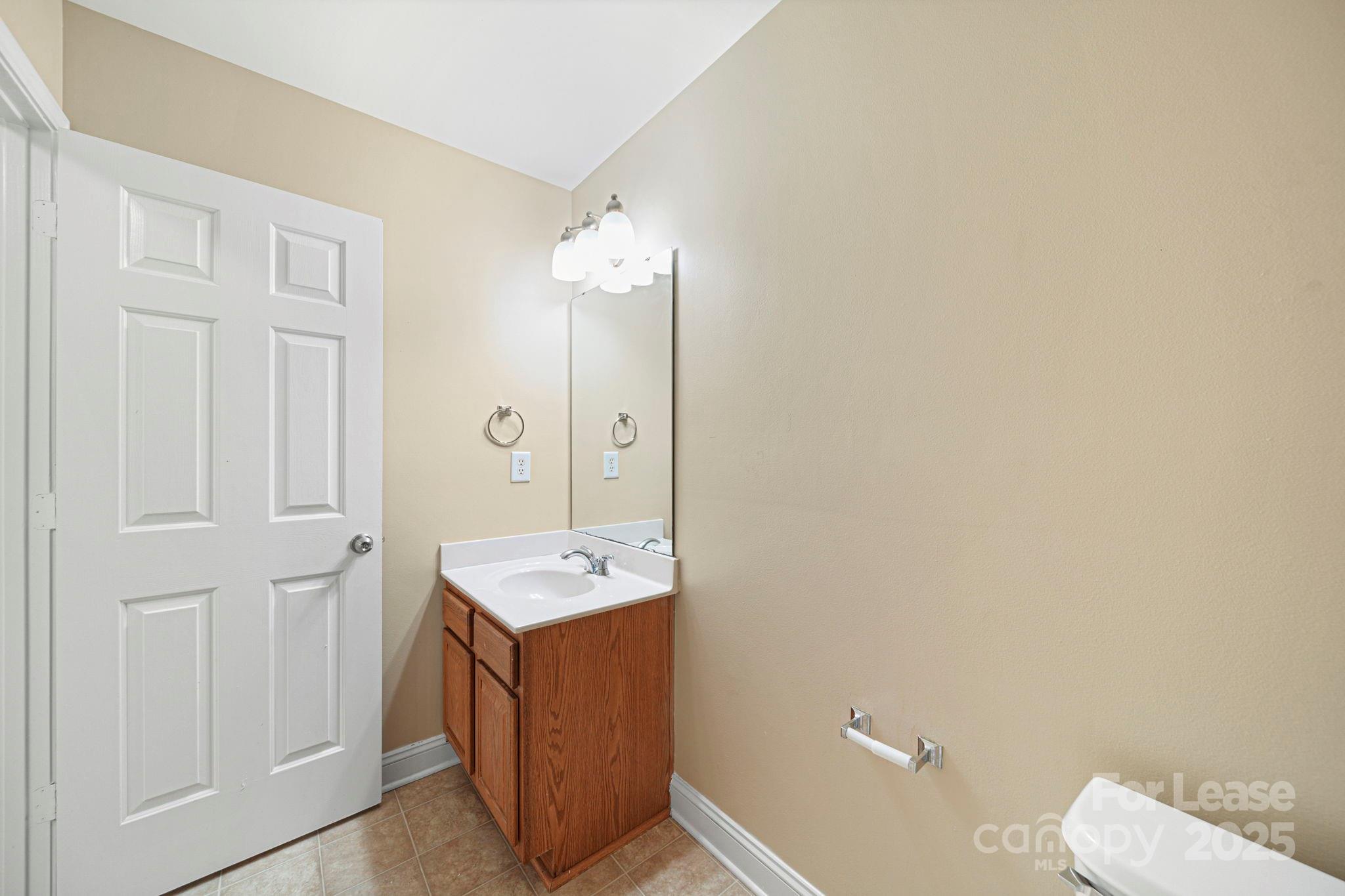 6223 Woodland Commons Drive, Charlotte, NC, 28269