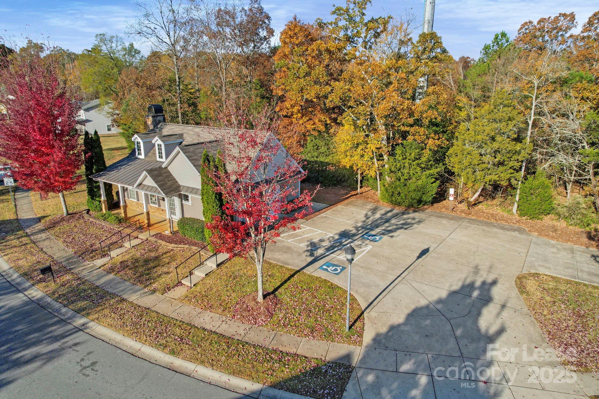 6223 Woodland Commons Drive, Charlotte, NC, 28269