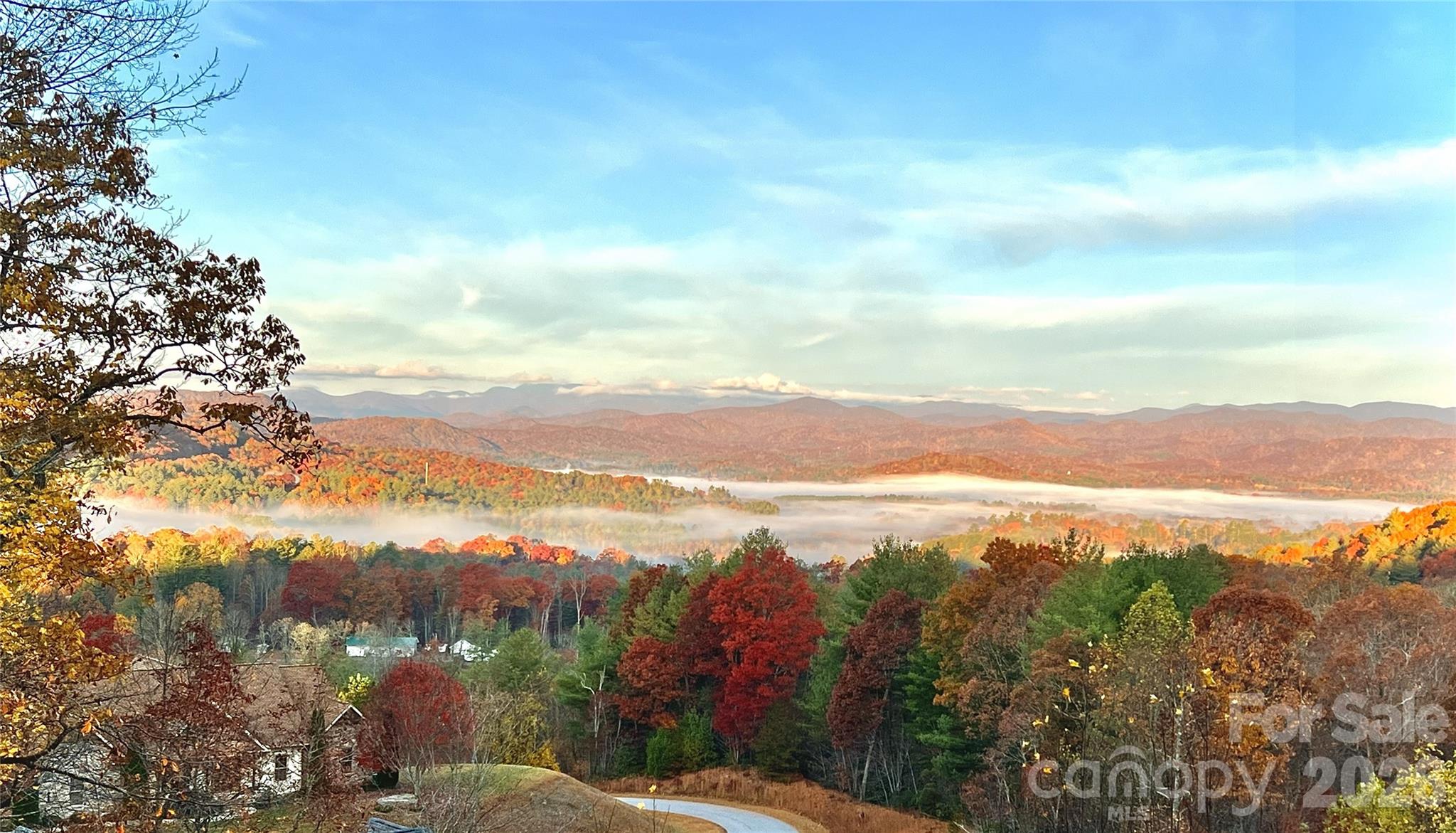 258 Deer Run, Hendersonville, NC, 28739