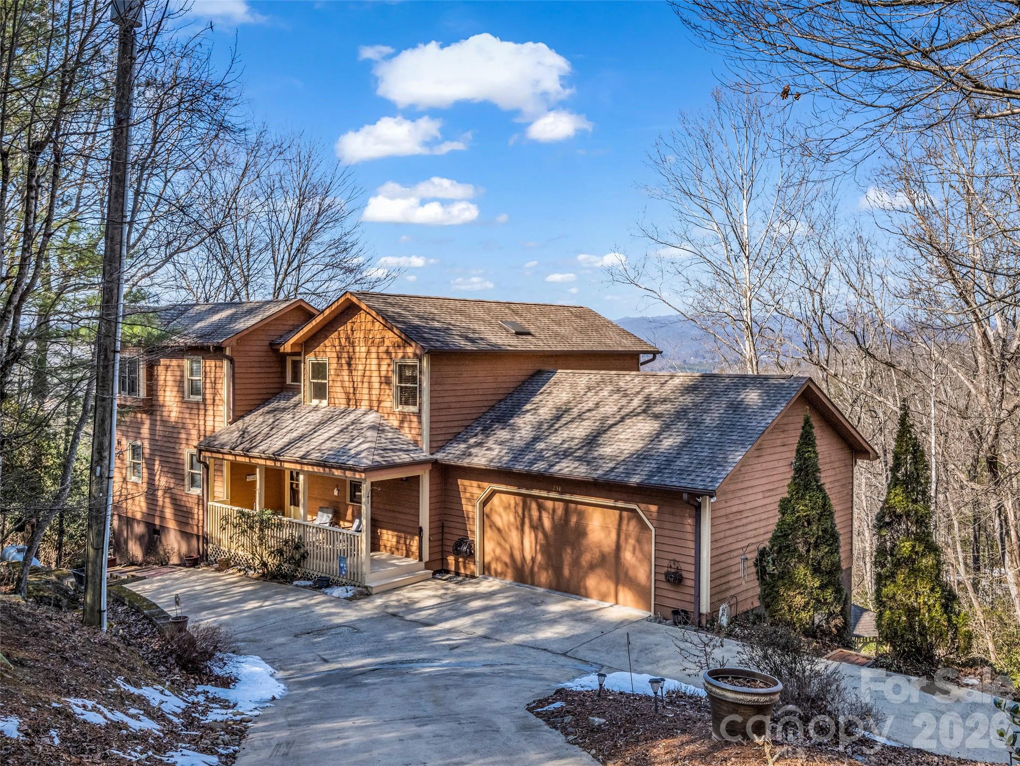 258 Deer Run, Hendersonville, NC, 28739