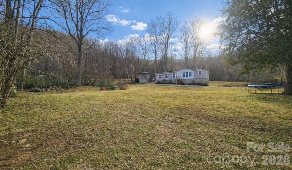659 Cold Creek Rd, Canton, NC 28716