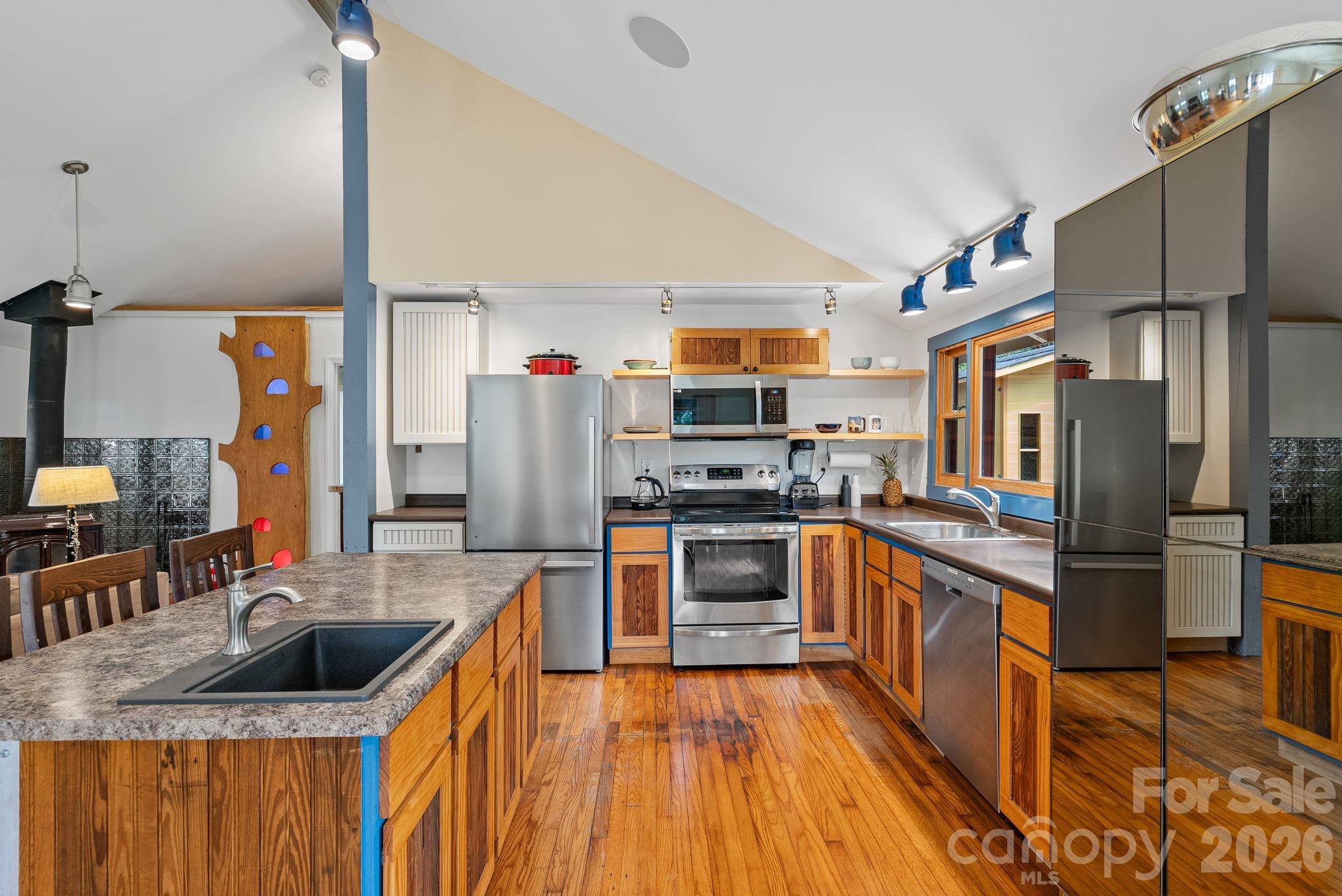 MLS #CAR4351821 image #9