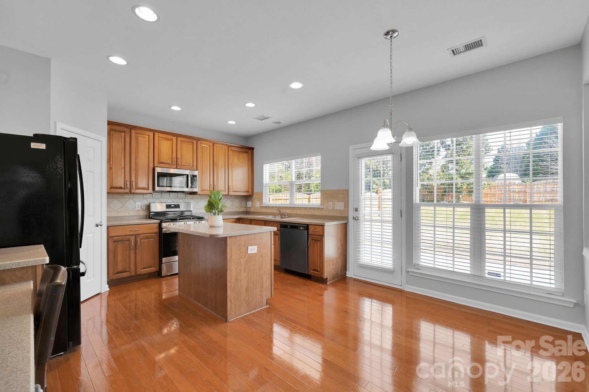 MLS #CAR4362394 image #11