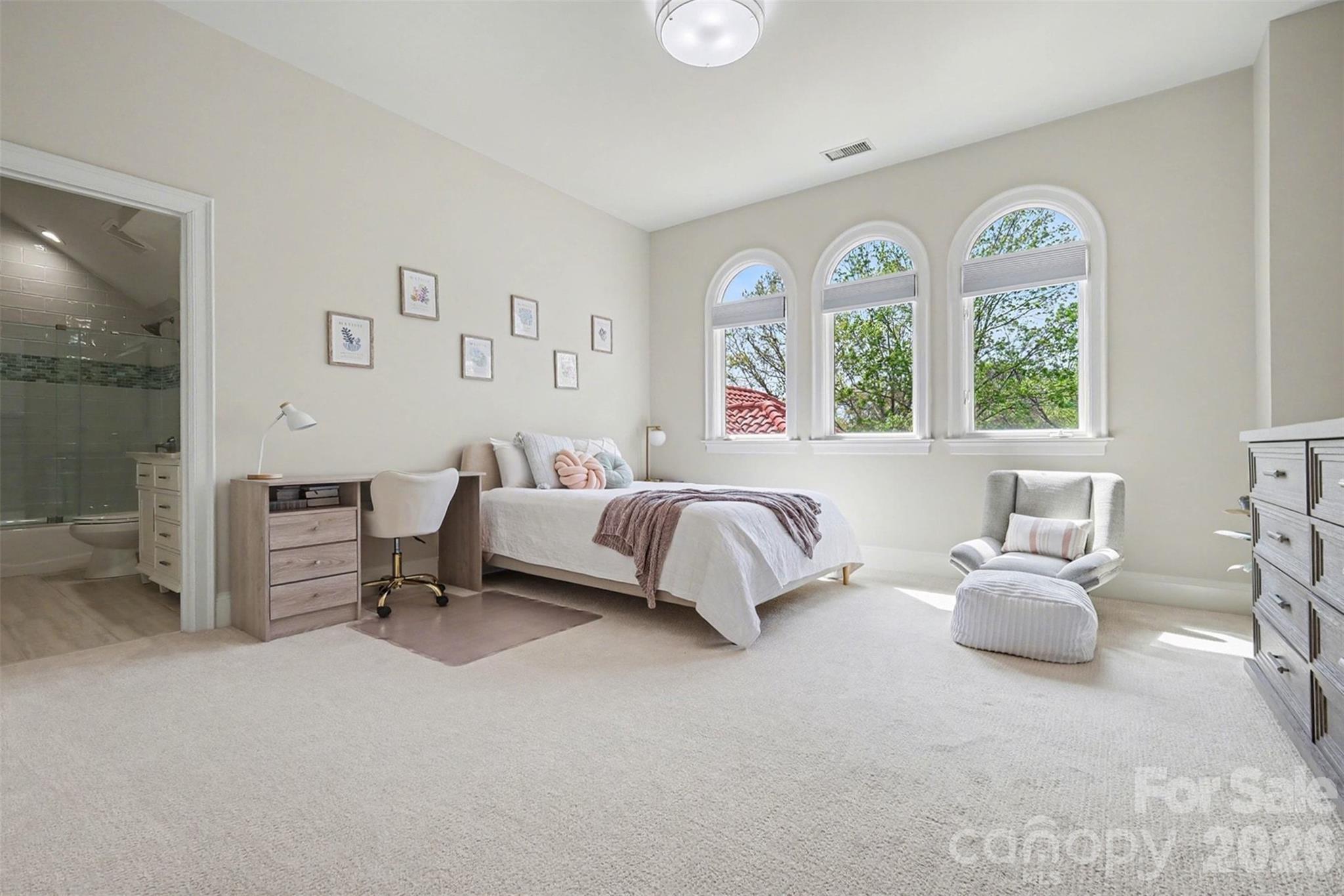 MLS #CAR4364336 image #30