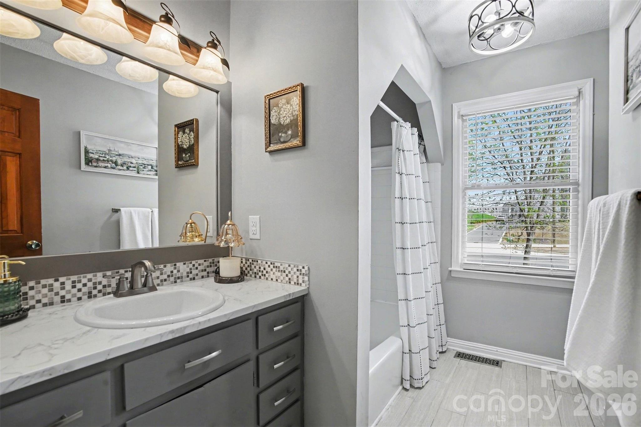 MLS #CAR4364456 image #23