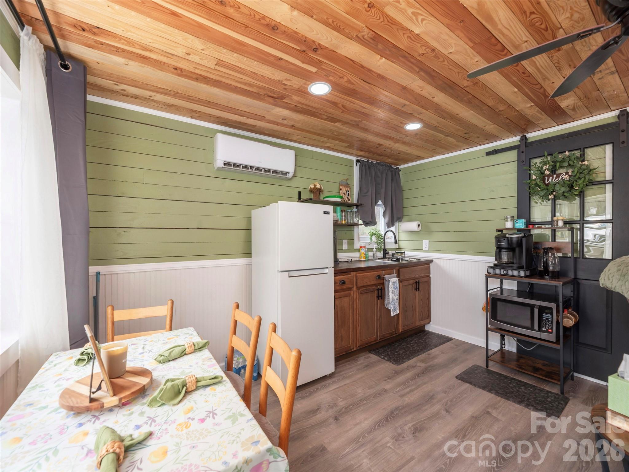 MLS #CAR4364484 image #30