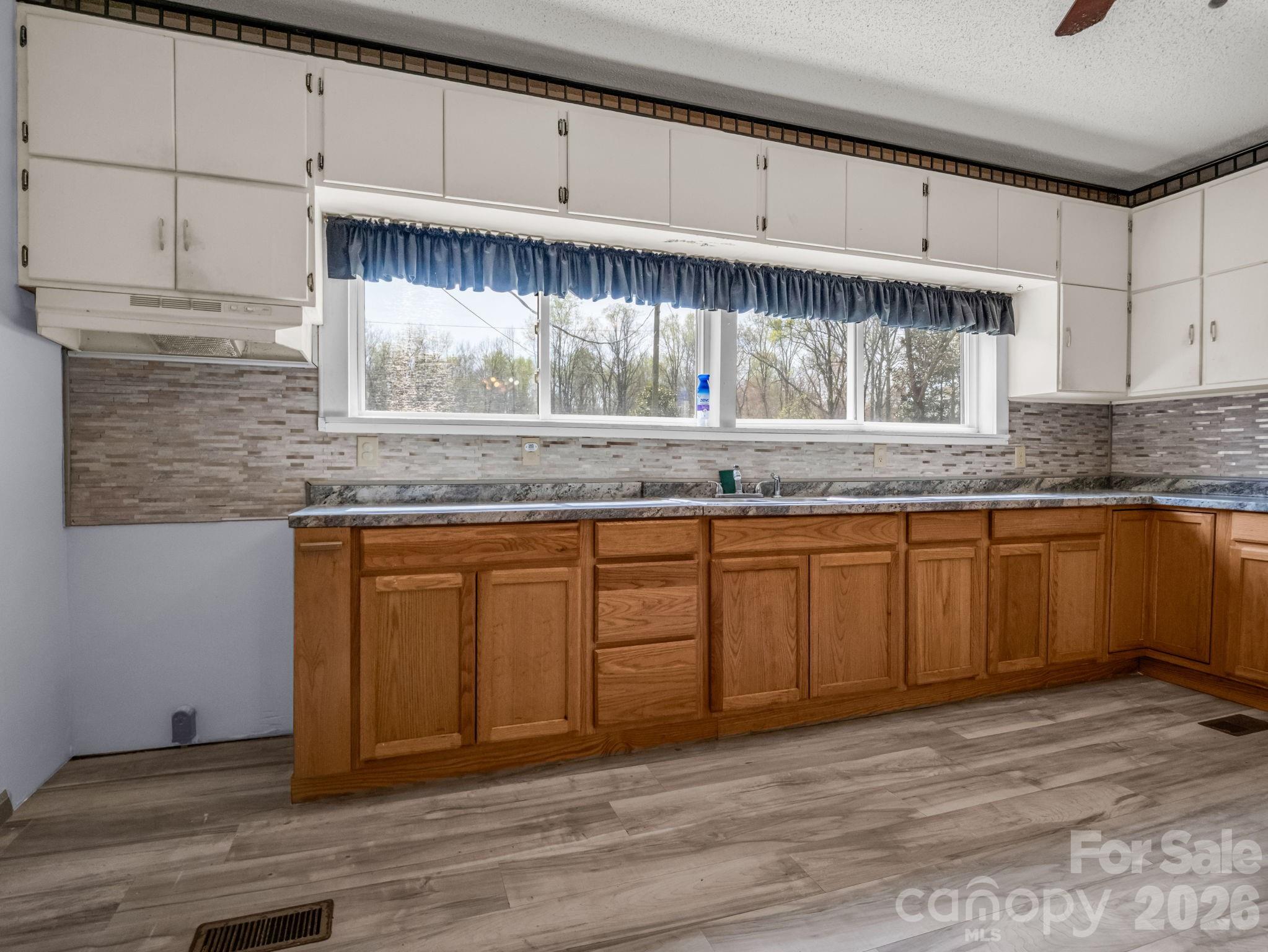 MLS #CAR4365244 image #14