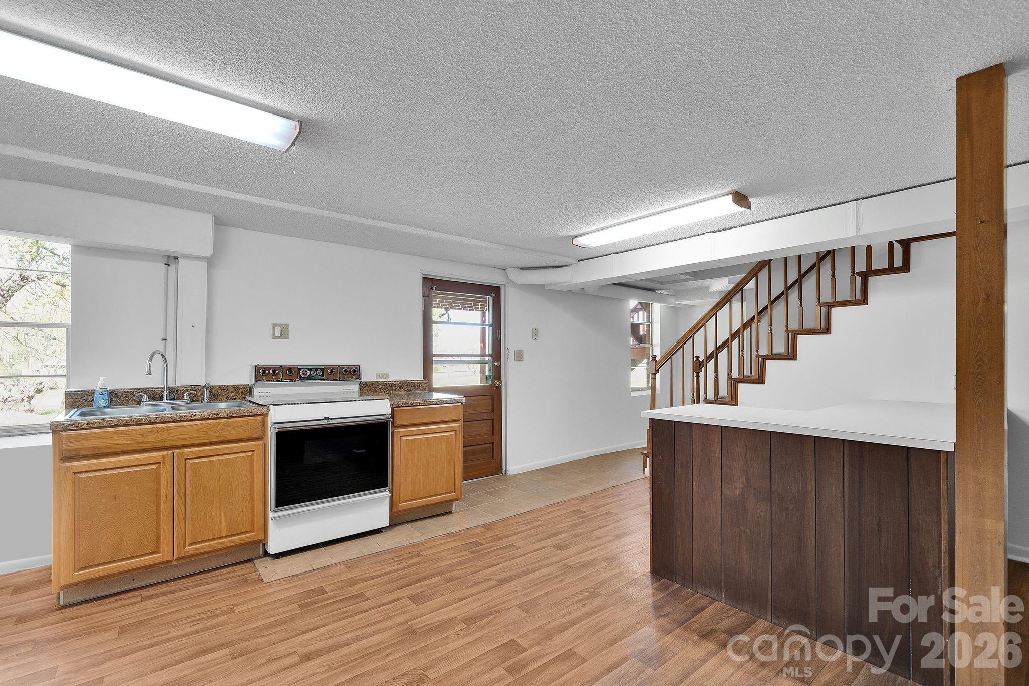 MLS #CAR4365271 image #25