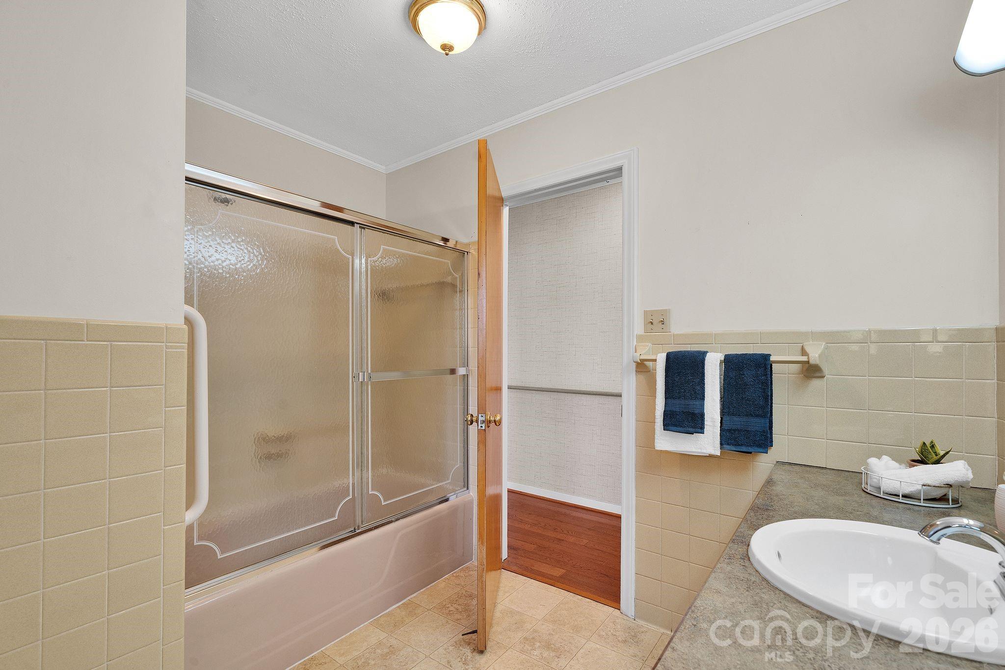 MLS #CAR4365271 image #18