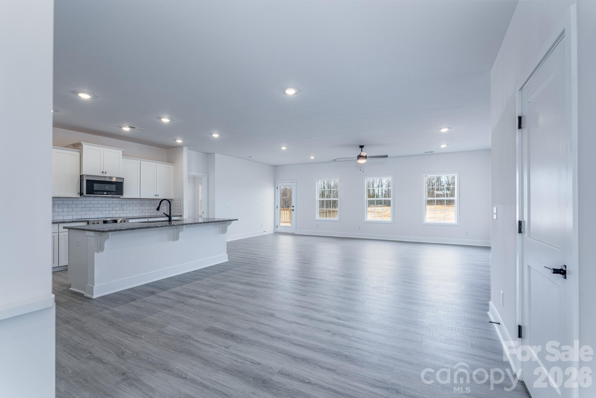 MLS #CAR4365465 image #9