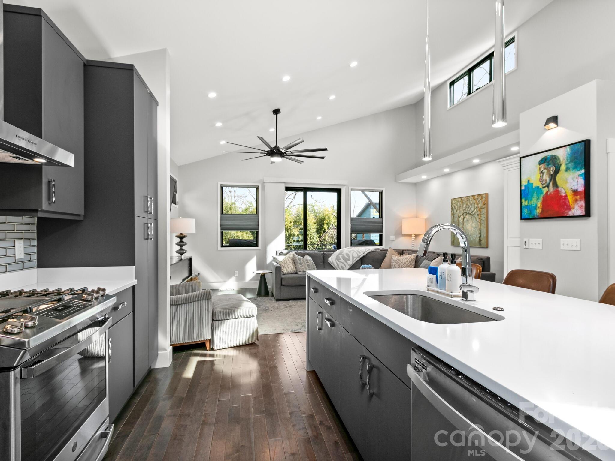 MLS #CAR4365542 image #10