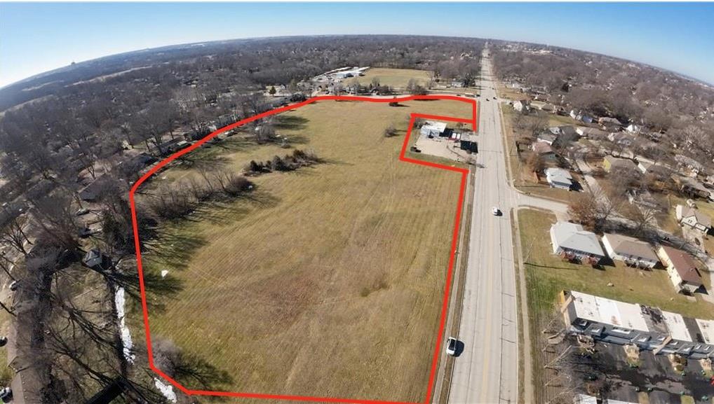 7905 High Grove Rd, Grandview, MO 64030