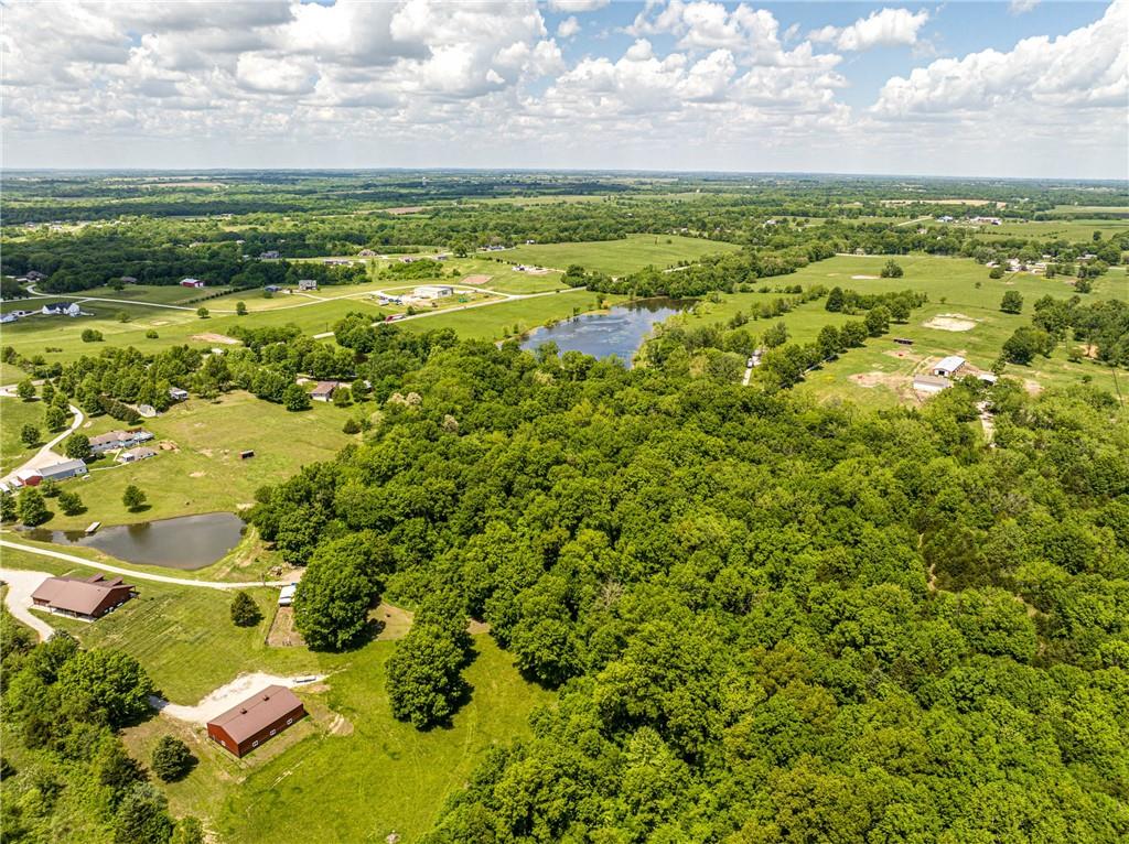 537 State Route 13 Hw, Warrensburg, MO 64093