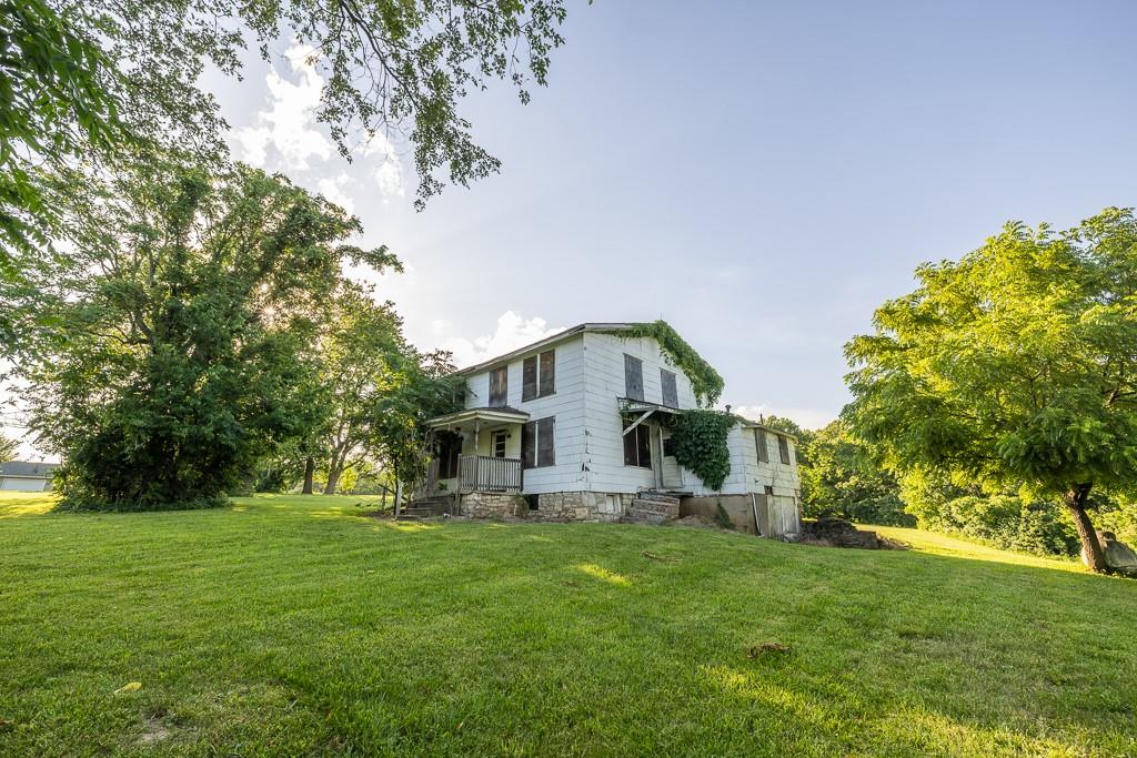 701 Bly Rd, Independence, MO 64056