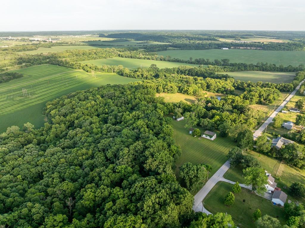 701 Bly Rd, Independence, MO 64056