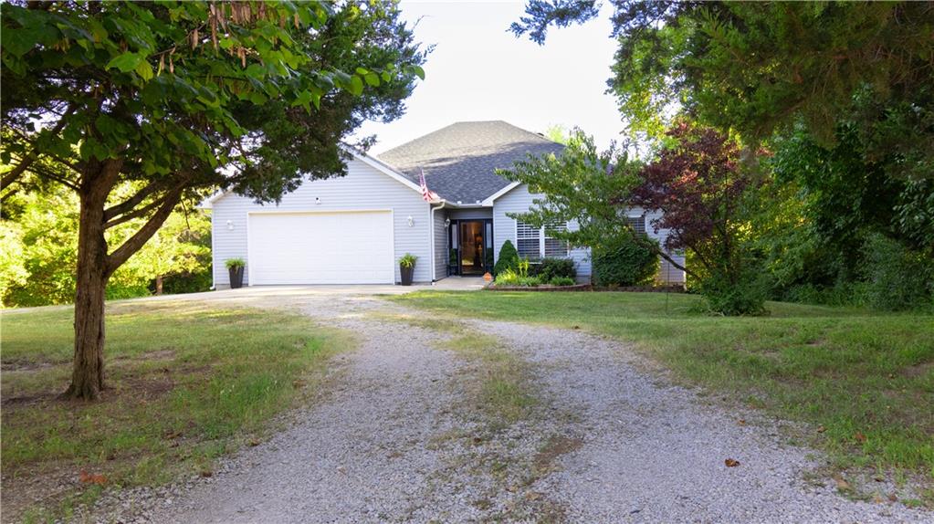 144 250 Rd, Warrensburg, MO 64093