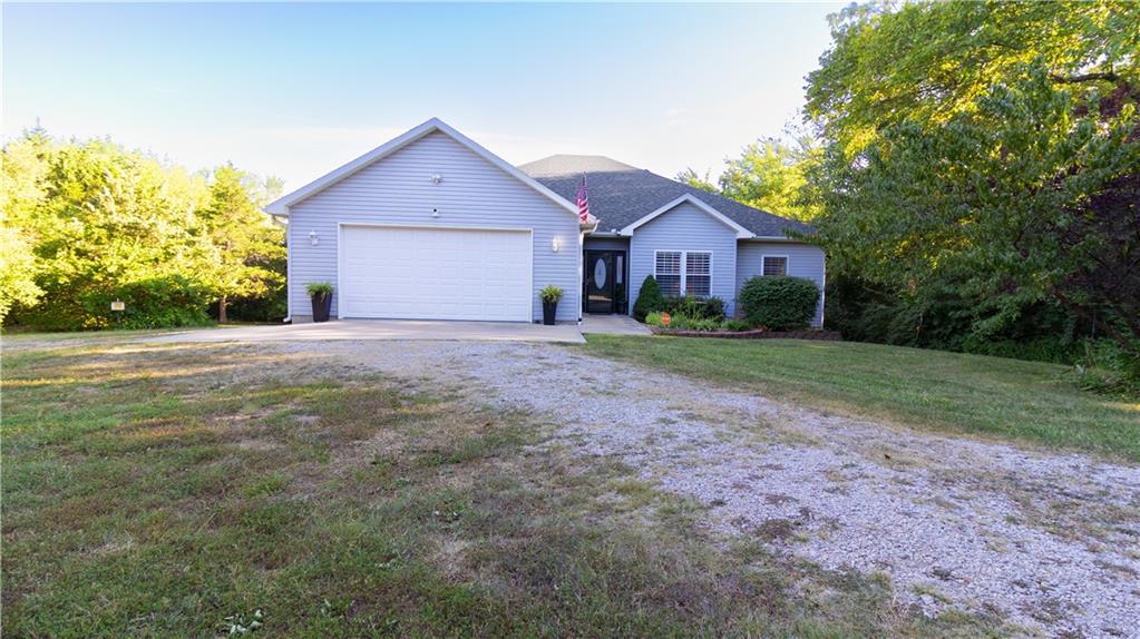 144 250 Rd, Warrensburg, MO 64093