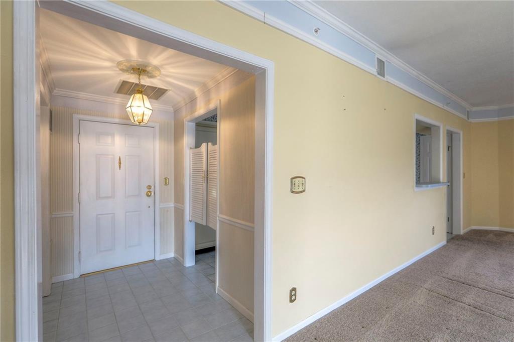 17800 Bolger Rd #147, Independence, MO 64055