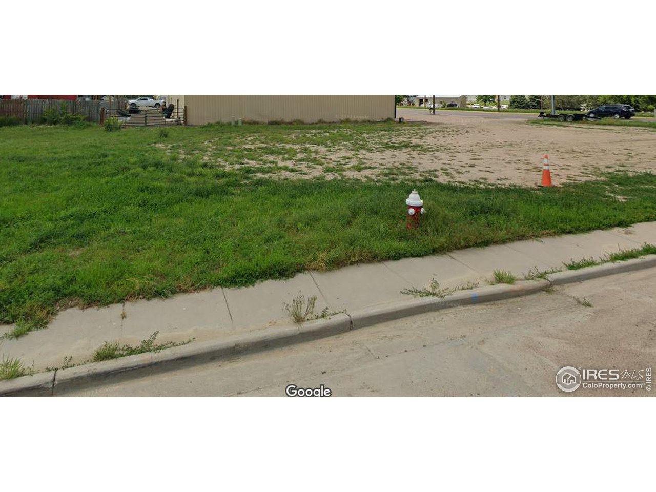 Daniels St