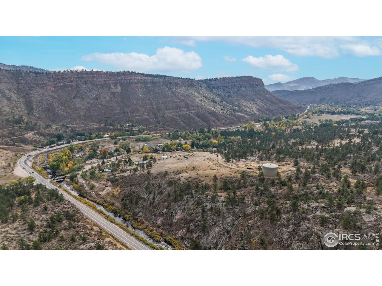 Apple Valley Rd