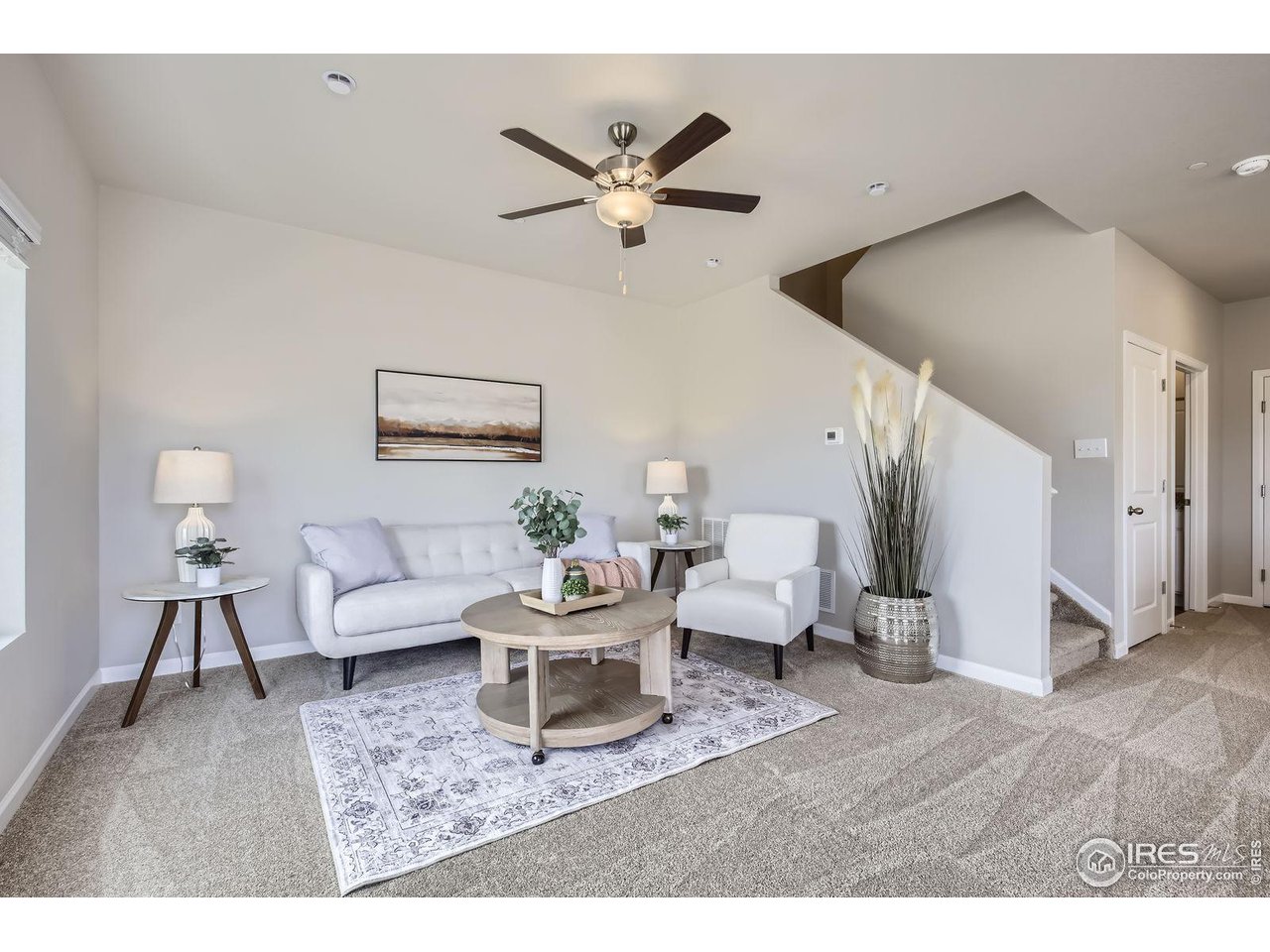 143 Robin Rd