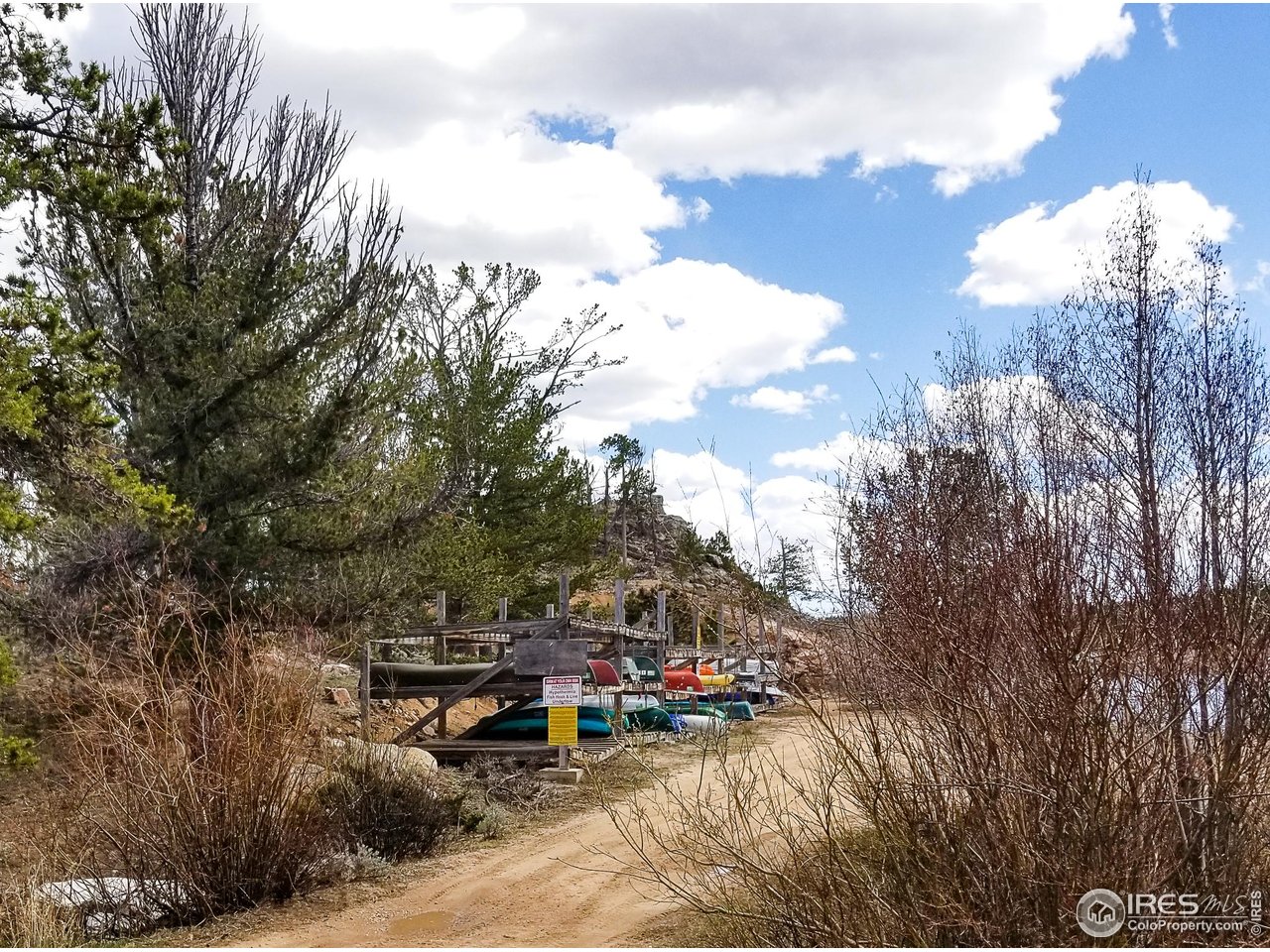 274 Arapahoe Way