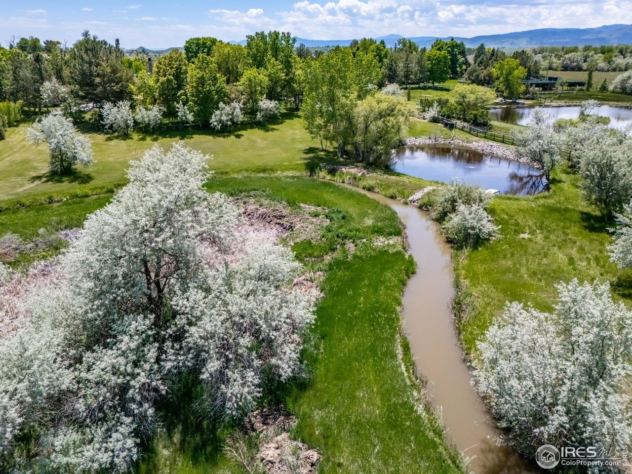5575 Saint Vrain Rd