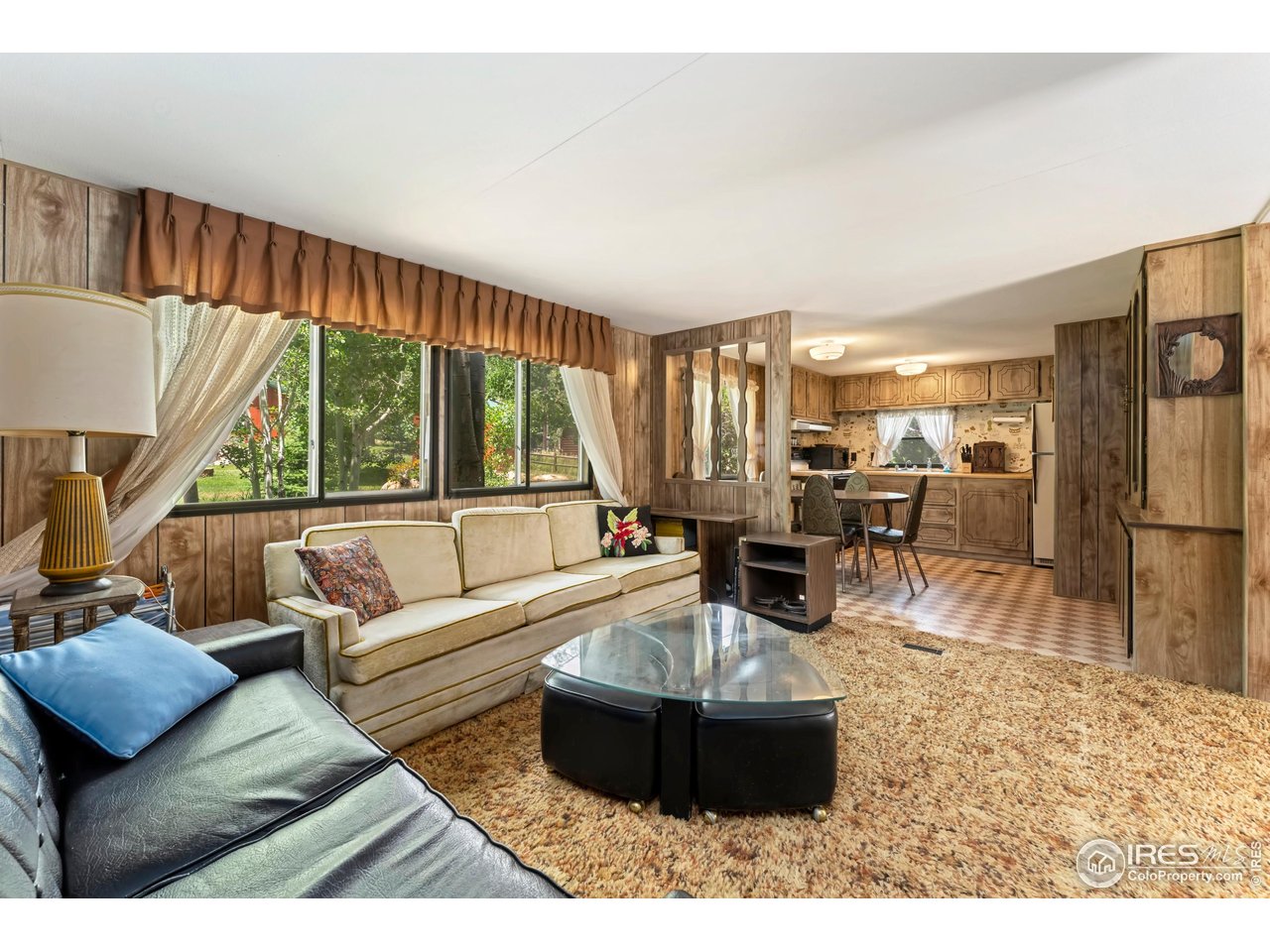 277 Riverside Dr