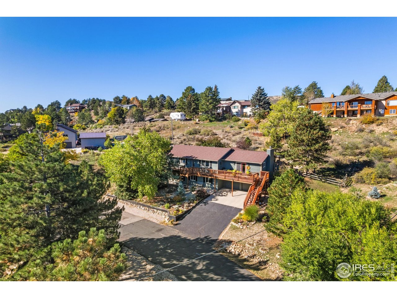 2301 Juniper Ln