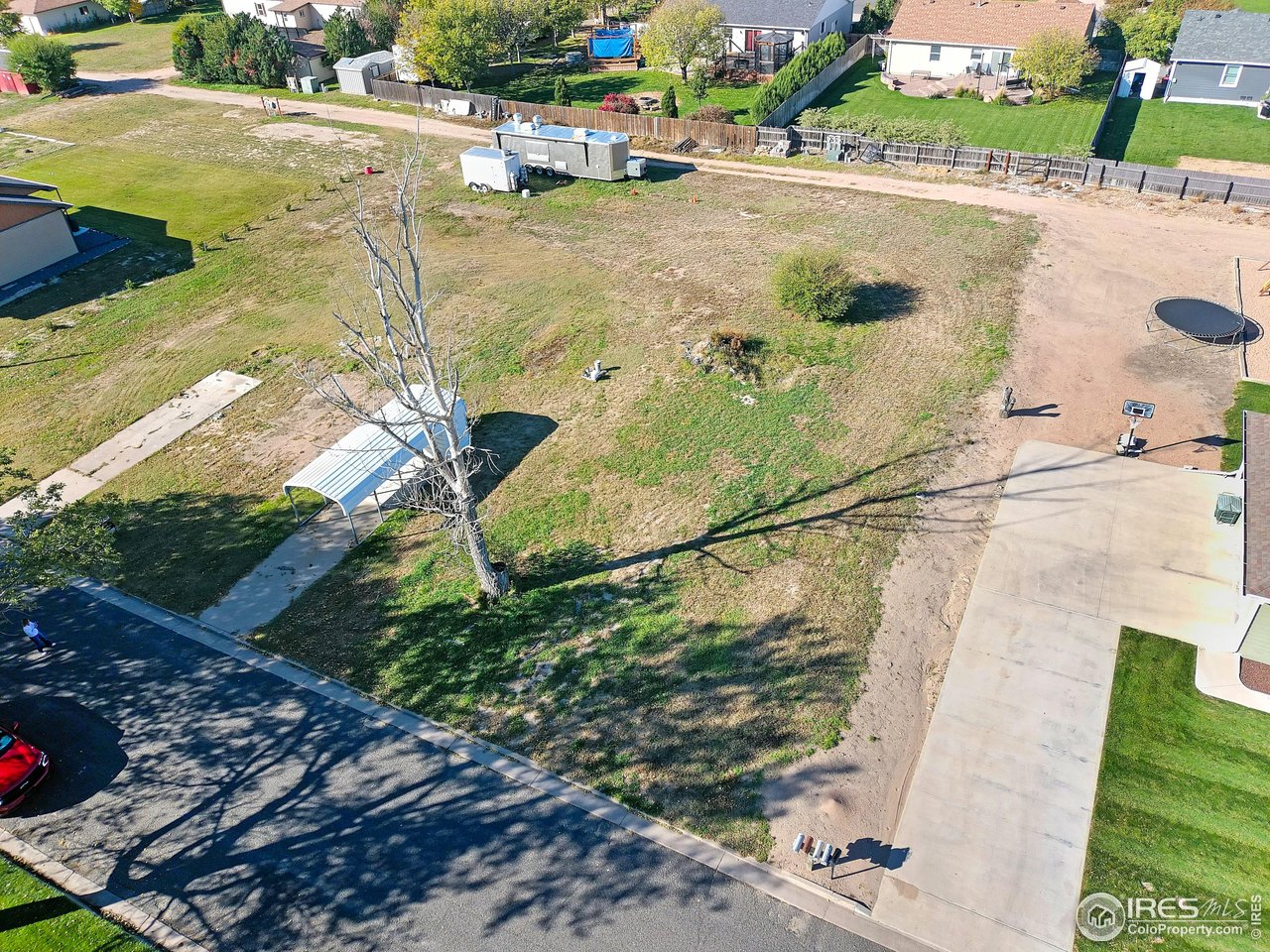 335 N Lava Ave