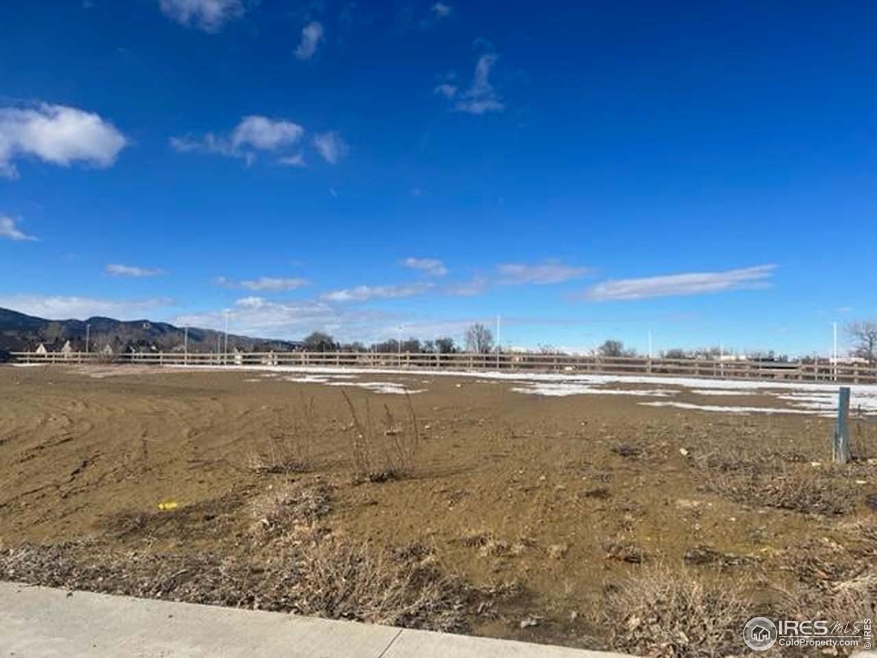 938 Langdale Dr