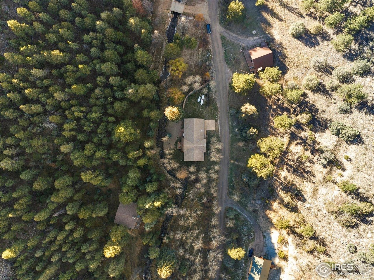 1035 Streamside Dr