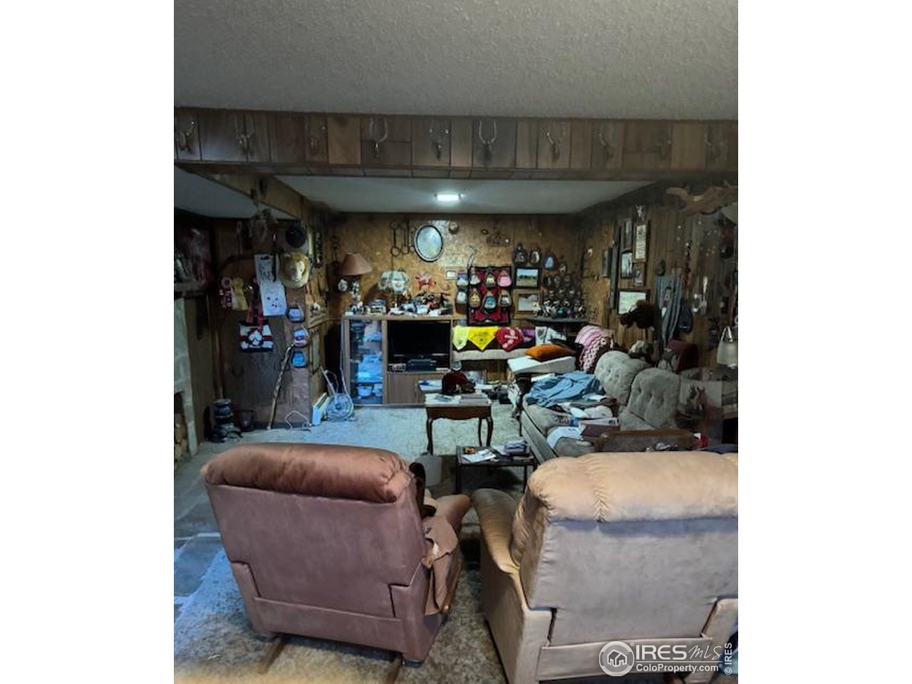 330 W Chase St